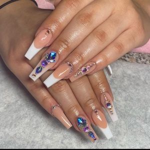 Meet your Posher, Jonelly